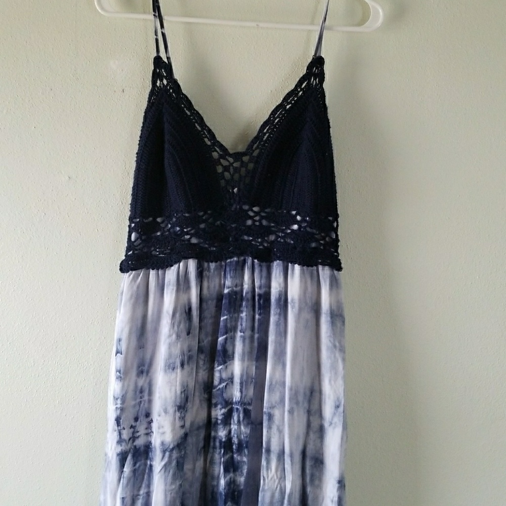 XHILIRATION   BOHEMIAN DTYLE OR BEACH LONG DRESS